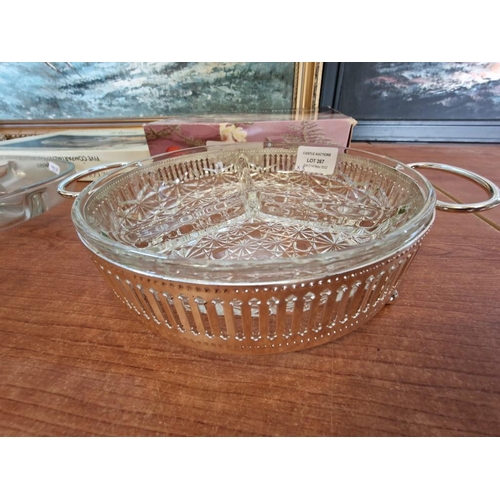 800 - 'The Windsor Range' Glass Sweet / Snack Dish on Silver Plated Base in Box, Together with 'Gourmet Co... 