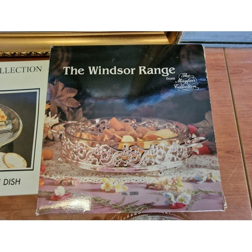 800 - 'The Windsor Range' Glass Sweet / Snack Dish on Silver Plated Base in Box, Together with 'Gourmet Co... 