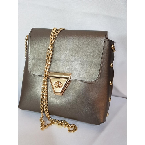 164 - Casual and Evening Crossbody New Fashions All - Match Chain, Small Square Handbags in 5 x Different ... 