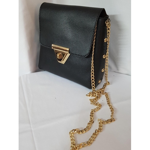 164 - Casual and Evening Crossbody New Fashions All - Match Chain, Small Square Handbags in 5 x Different ... 