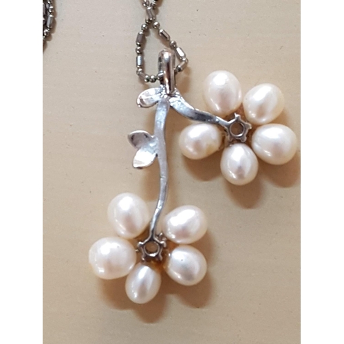 436 - 18k Gold Plated Chain / Necklace with Pearl Effect Flower Design Pendant