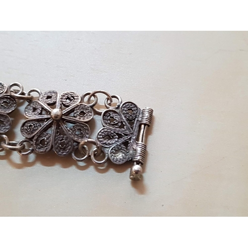 438 - Decorative White Metal Lefkara Style Filigree Bracelet (L:18.5cm)