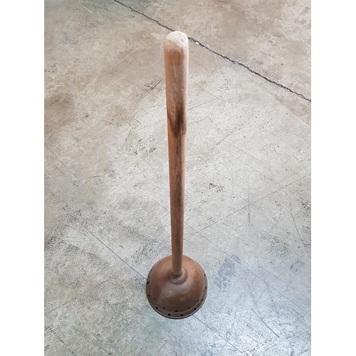 558 - Vintage Copper Plunger Clothe Washing Dolly Copper Simplec No. 4 (Total H:92.5cm, Plunger H:19cm x Ø... 