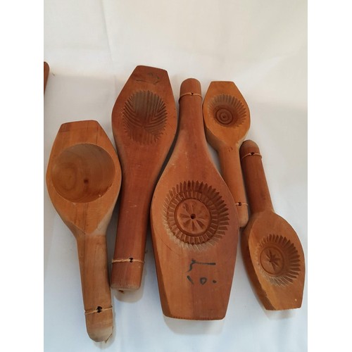 533 - Large Collection of Rustic Wooden Kitchen Tools inc; Corn Grater for Removing Corn from Cob (x12pcs)