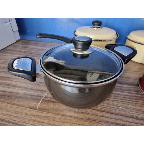 389 - Box of Assorted Saucepans (6 Pieces)