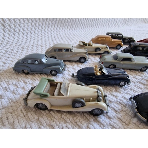 189 - Collection of 13 x Wiking (Germany) Scale Model Vehicles, Vintage / Classic Cars