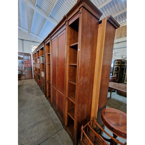 300 - 3-Part Mahogany Executive Office / Library Shelving & Display, with Double Cupboards in the Centre, ... 