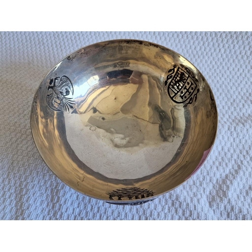 64 - Large Round Silver Bowl on 3-Claw Feet and Greek Symbols / Patterns (Approx. Ø: 19cm x H: 9cm, Weigh... 