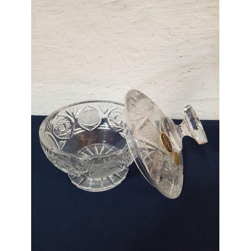 193 - Bohemia Hand Cut Lead Crystal Bon - Bon Bowl with Lid (Ø15cm x H:16cm) and Vase (H:20.5cm) Made in C... 