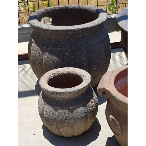 199 - 5 x Decorative Flower Pots (Stone/Terracotta) Different Sizes and Design (5)