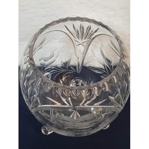 206 - Large Crystal Fruit Bowl (Ø26cm x H:8.5cm) on Legs and Crystal Vase in the Shape of a Barrell (Ø13.5... 