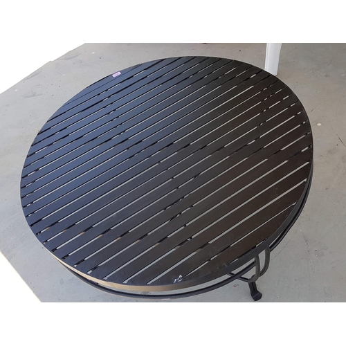 240 - Black Heavy Metal Garden Coffee Table, Round(Ø111cm x H:50cm) with Decorative Legs