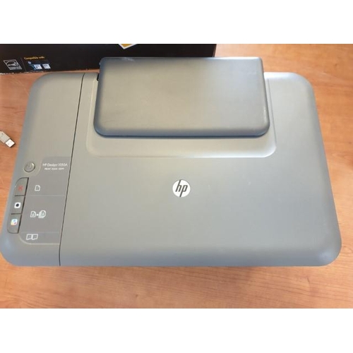 415 - HP Desktop 1050A Printer with Cables (Un-Tested)