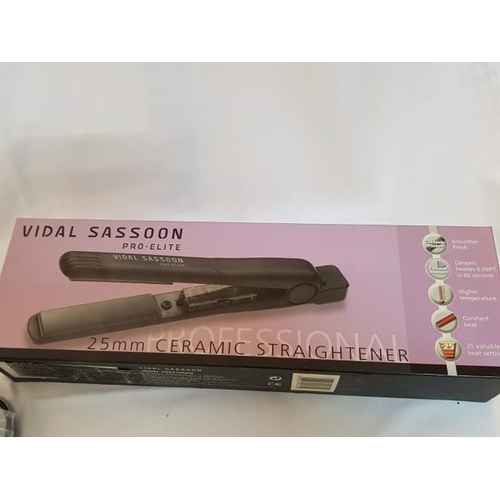 540 - Vidal Sasson Proelite 25mm Ceramic Straightener Together with Phillips 