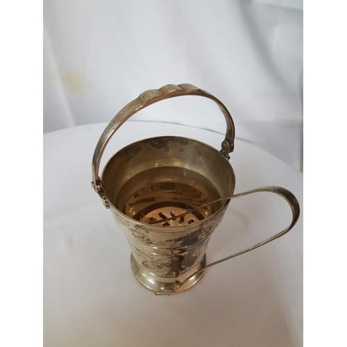 122 - Vintage Style White Metal Ice Bucket (Ø10.5cm x H:12cm) Together with Ice Tong