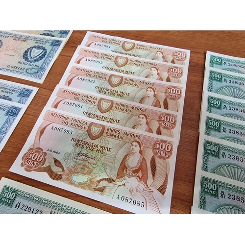 368A - Collection of Vintage Cypriot / Cyprus Bank Notes. 500 Mils: 1979 (x8), 1973 (x3), 1982 (x5), & 1983... 