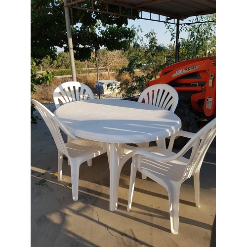 386 - Oval Shaped White Garden Table with 4 x Chairs