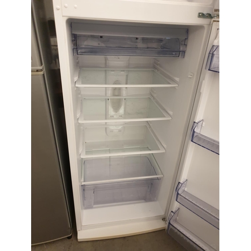 246 - Westpoint Fridge / Freezer, White