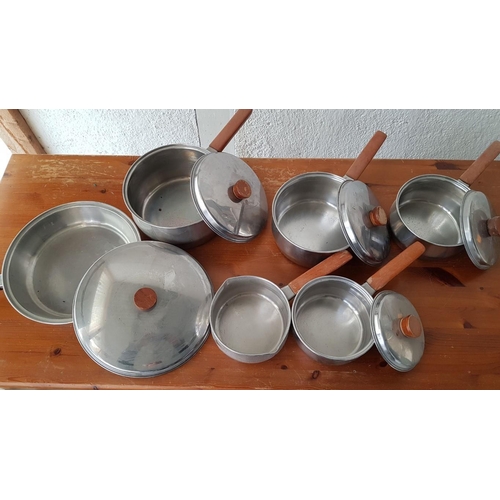 333 - 'Prestige' Set of 5 x Saucepans (4 with Lid), Together with Stainless Steel Pan with Lid and Wooden ... 