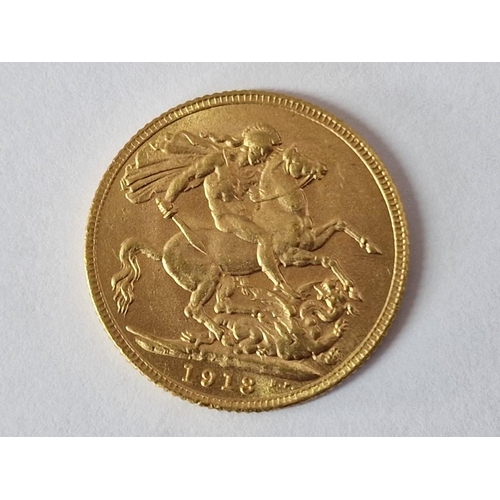 102 - British 1913 King George V One Sovereign (Full) Gold Coin, (Approx. 8g, Ø:22mm, 22ct Gold).