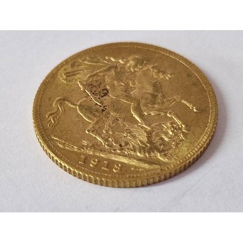 104 - British 1913 King George V One Sovereign (Full) Gold Coin, (Approx. 8g, Ø:22mm, 22ct Gold).