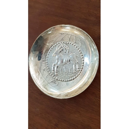 125 - Large Silver (.830) Dish (Ø12.5cm x H:2cm) with Cyprus Mouflon in Center, Total Weight 49gr