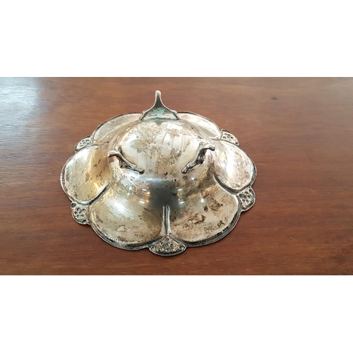 160 - Vintage Style Set of Silver (.830) Matching Sweets Bowls with Floral Pattern and Decorative Legs, To... 