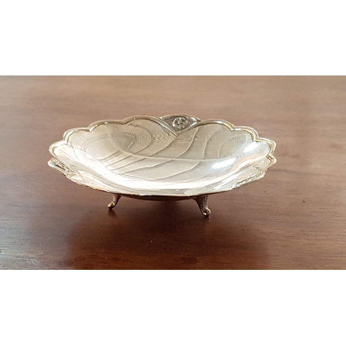 160 - Vintage Style Set of Silver (.830) Matching Sweets Bowls with Floral Pattern and Decorative Legs, To... 