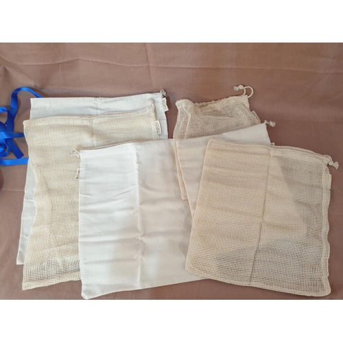 27 - Organic Cotton Bags in Various Sizes and Pattern (2 x Small 24cm x 20cm, 2 x Medium 29cm x 25cm and ... 