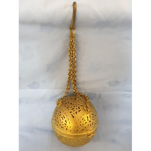 148 - Thurible Metal Round Ball Shape Incense Burner (Ø13cm)