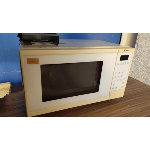 96 - Microwave Neff White Integrated (38cm) *Working when Lotted*