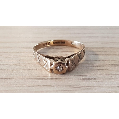 106 - Vintage 9ct Gold Ring with Hallamark and Decorated with Little Crystal, Total Weight 3gr, Size M