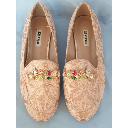 266 - Dune London Ladies Court Shoes Coral Colour / Embossed Pattern, Goldey, Size UK 5 / EU 38