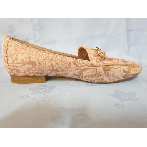 266 - Dune London Ladies Court Shoes Coral Colour / Embossed Pattern, Goldey, Size UK 5 / EU 38