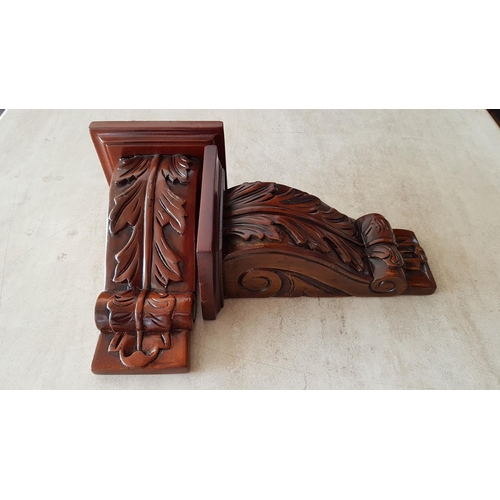 78 - Pair of Vintage Style Carved Wooden Small Shelf (H:24cm, Top Shelf: 14 x 10.5cm)