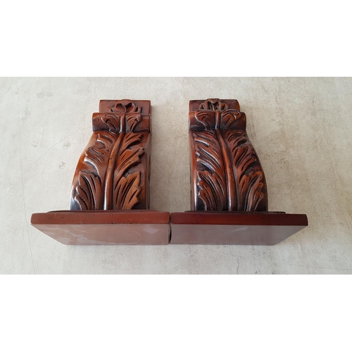 78 - Pair of Vintage Style Carved Wooden Small Shelf (H:24cm, Top Shelf: 14 x 10.5cm)