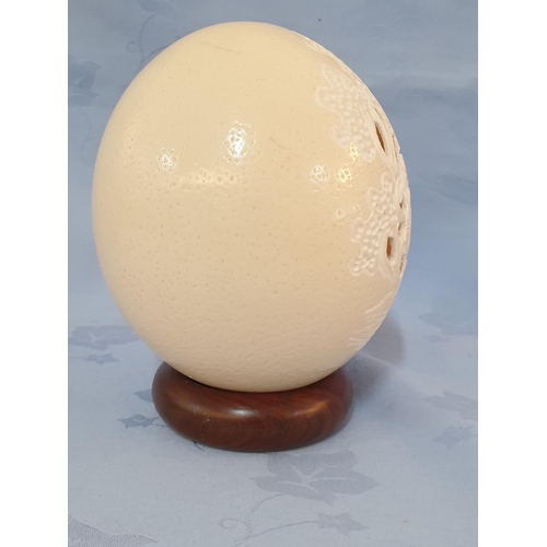 82 - Hand Craft Ostrich Egg, African Pattern (H:15cm)