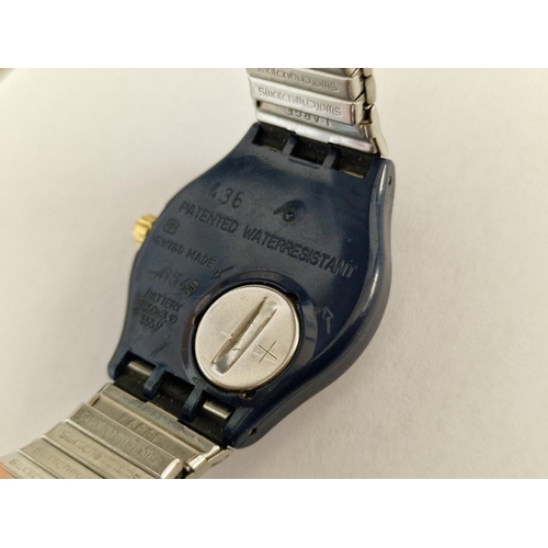 225 - Swatch Watch, AG1993, with Blue Colour Case and Gold / Silver Colour Face, Swiss Made, Quartz, on Tw... 