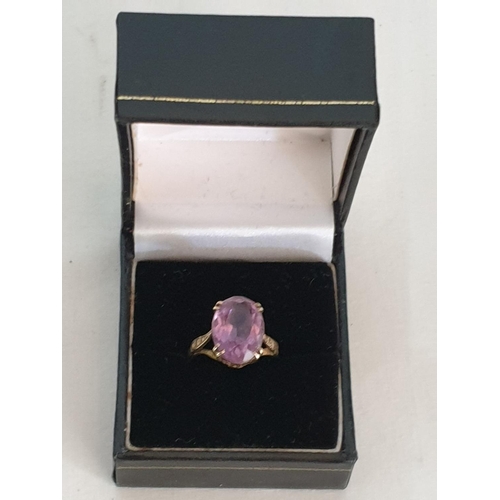 29 - 9ct Gold and Amethyst Solitaire Ring with Box (Approx 3.6gr, Size L/M)