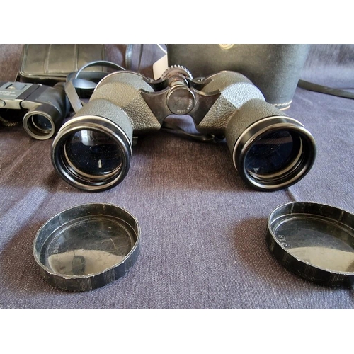 61 - 2 x Pairs of Binnoculars; Ventora Naturalist 9x40 Wide Angle (No.T-5709) in Case, Together with Topa... 