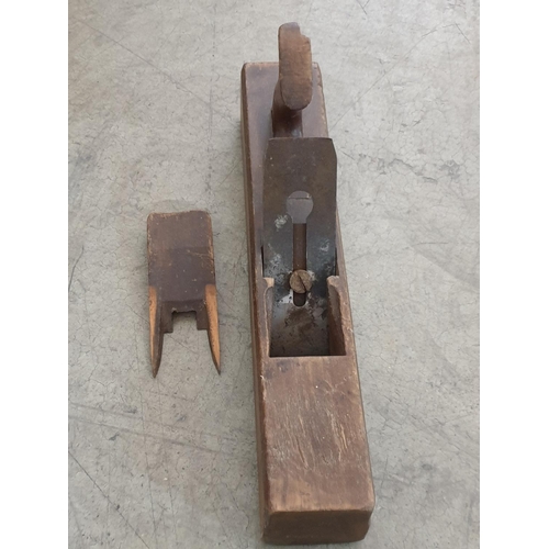 74 - 3 x Antique Wooden Planes and 2 x Spokeshaves