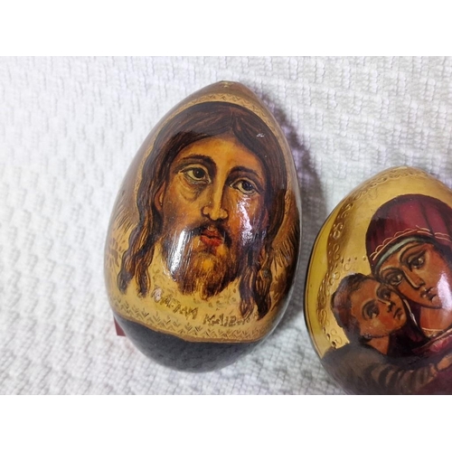 113 - 3 x Hand Painted 'Egg' Shape Russian Lacquered Items, (Largest Approx. H: 9cm), (3)