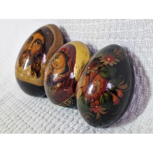 113 - 3 x Hand Painted 'Egg' Shape Russian Lacquered Items, (Largest Approx. H: 9cm), (3)