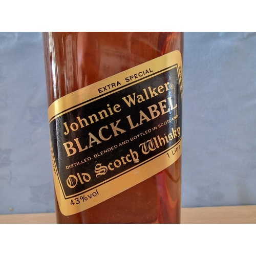 83 - Johnnie Walker Black Label, 1 Litre Bottle, Extra Special 12 Years Old, 43%

Nb. We do not know how ... 