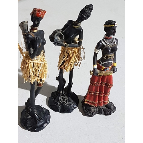 770 - African Souvenirs inc; 3 x Sculptures (H:18cm, H:20 & H:21.5cm) and 2 x Wall Ornaments Wooden Buffal... 