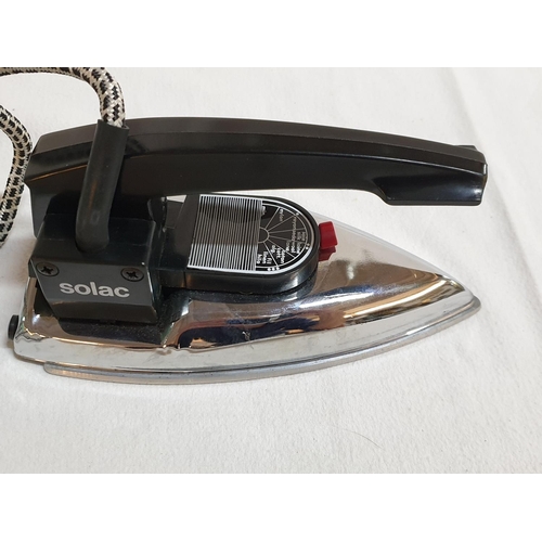 773 - Solac Retro Mini Foldable Travel Electrical Iron