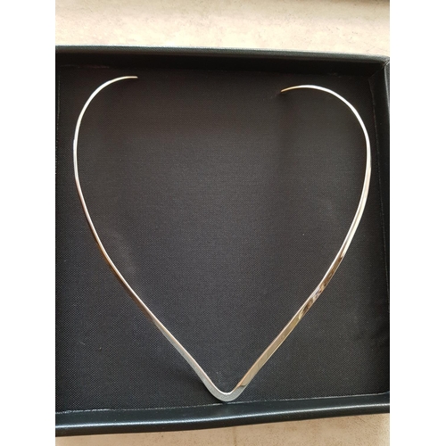 108 - V-Shaped Silver (.925) Modern Necklace