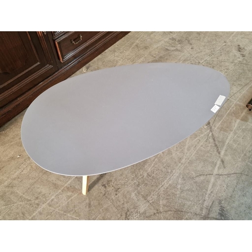 136 - Modern Style 'Pebble' Shape Side Table in Light Grey Colour with 3 Light Wood Legs, (Approx. 90 x 46... 