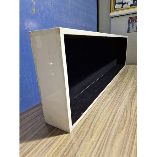 418 - White Colour Display Unit / Showcase with Black Felt Lining, (Approx. 141 x 40 x 15cm)