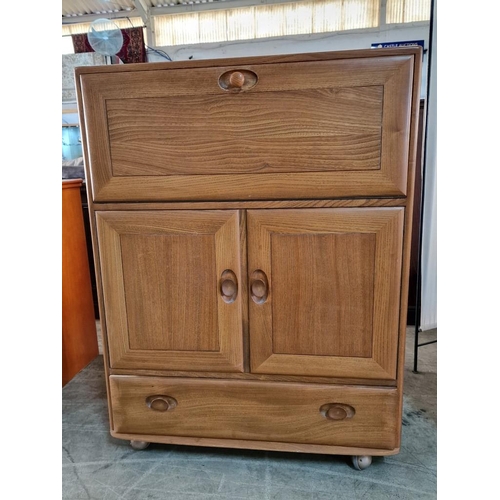 97 - Ercol Windsor Drinks Cabinet (469) in Light Finish Solid Elm. Mid Century Retro Piece, Circa 1960's ... 